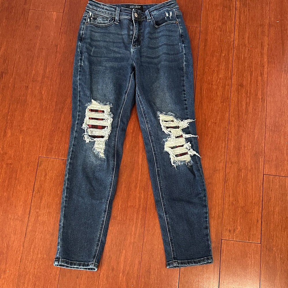 Judy Blue Dark Blue Boyfriend Jeans with Red Plaid Underlay